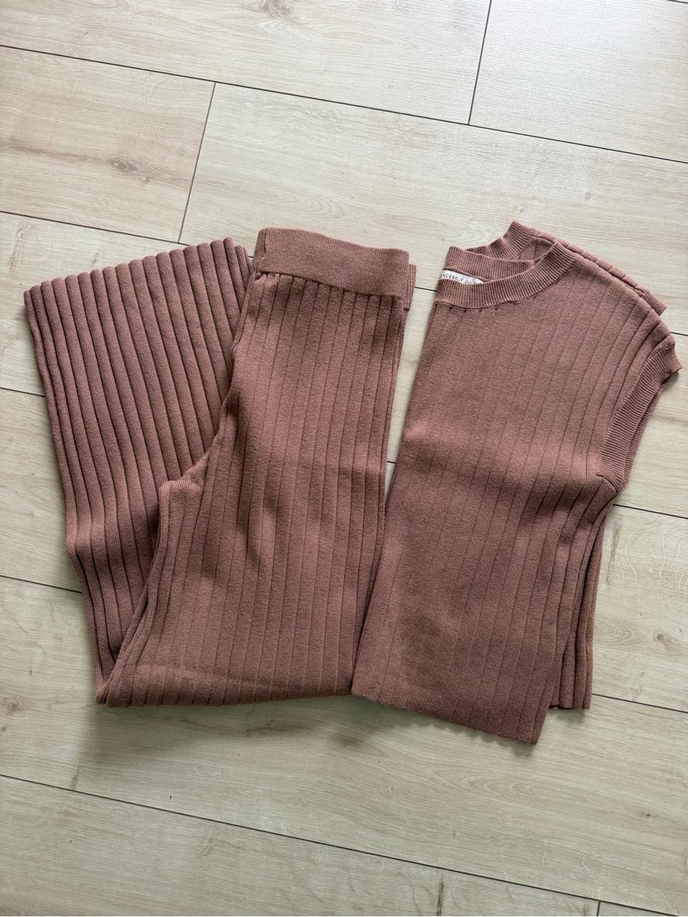 Sincerely Jules Ribbed Wide-Leg Pants & Sleeveless Top Set - Mauve Brown